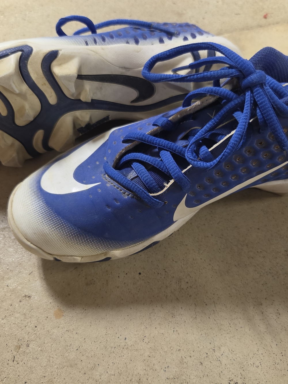 Nike Kids Blue and White Sneakers
